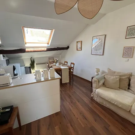 Apartamento Le Fleuri - - Wifi Gratuit - Quartier Calme *