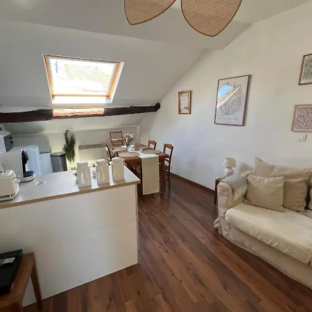 Le Fleuri - - Wifi Gratuit - Quartier Calme * Reims