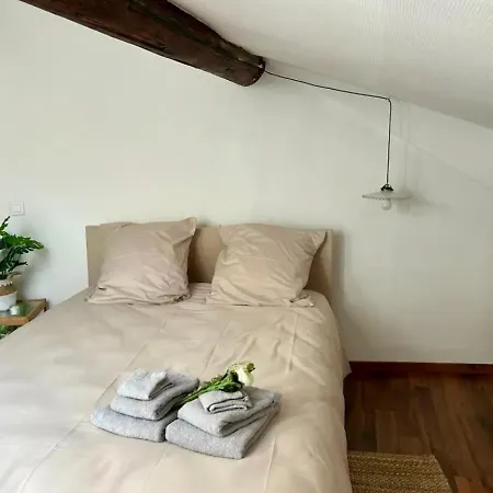 Lägenhet Le Fleuri - - Wifi Gratuit - Quartier Calme *