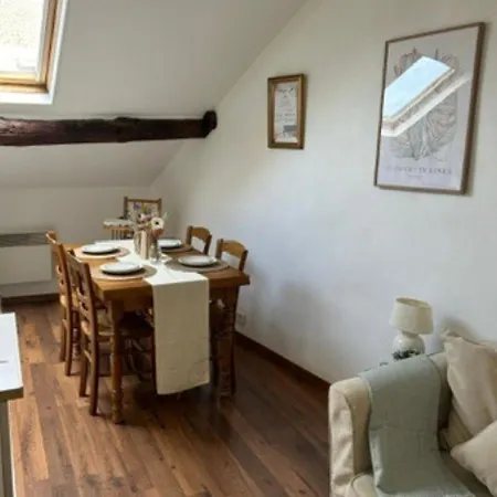 Le Fleuri - - Wifi Gratuit - Quartier Calme Reims