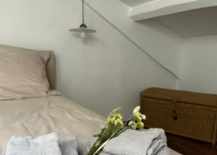 شقة Le Fleuri - - Wifi Gratuit - Quartier Calme *